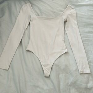 Aritzia Babaton Bodysuit